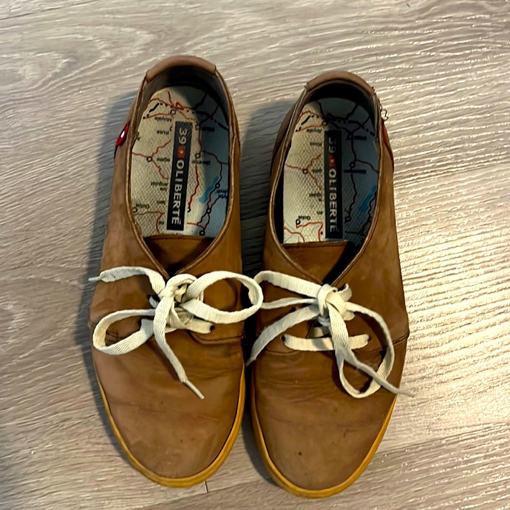 Oliberte leather shoes size 39